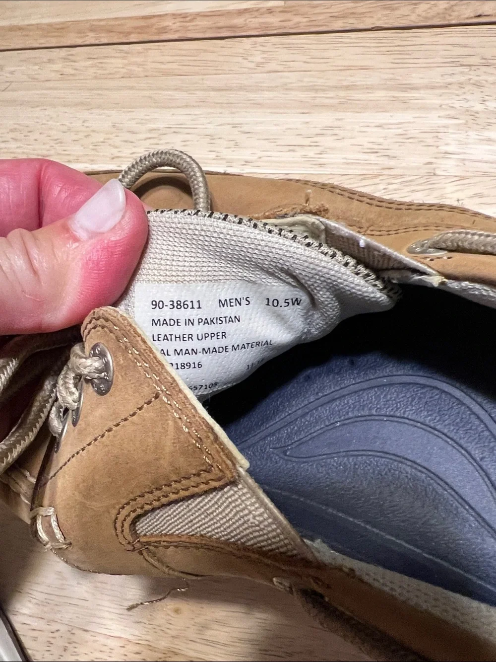 Dockers Tan Leather Boat Shoes with Moc Toe Stitching
